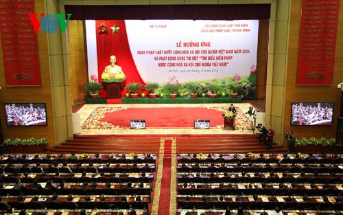 Vietnam Law Day encourages public to obey the law  - ảnh 1